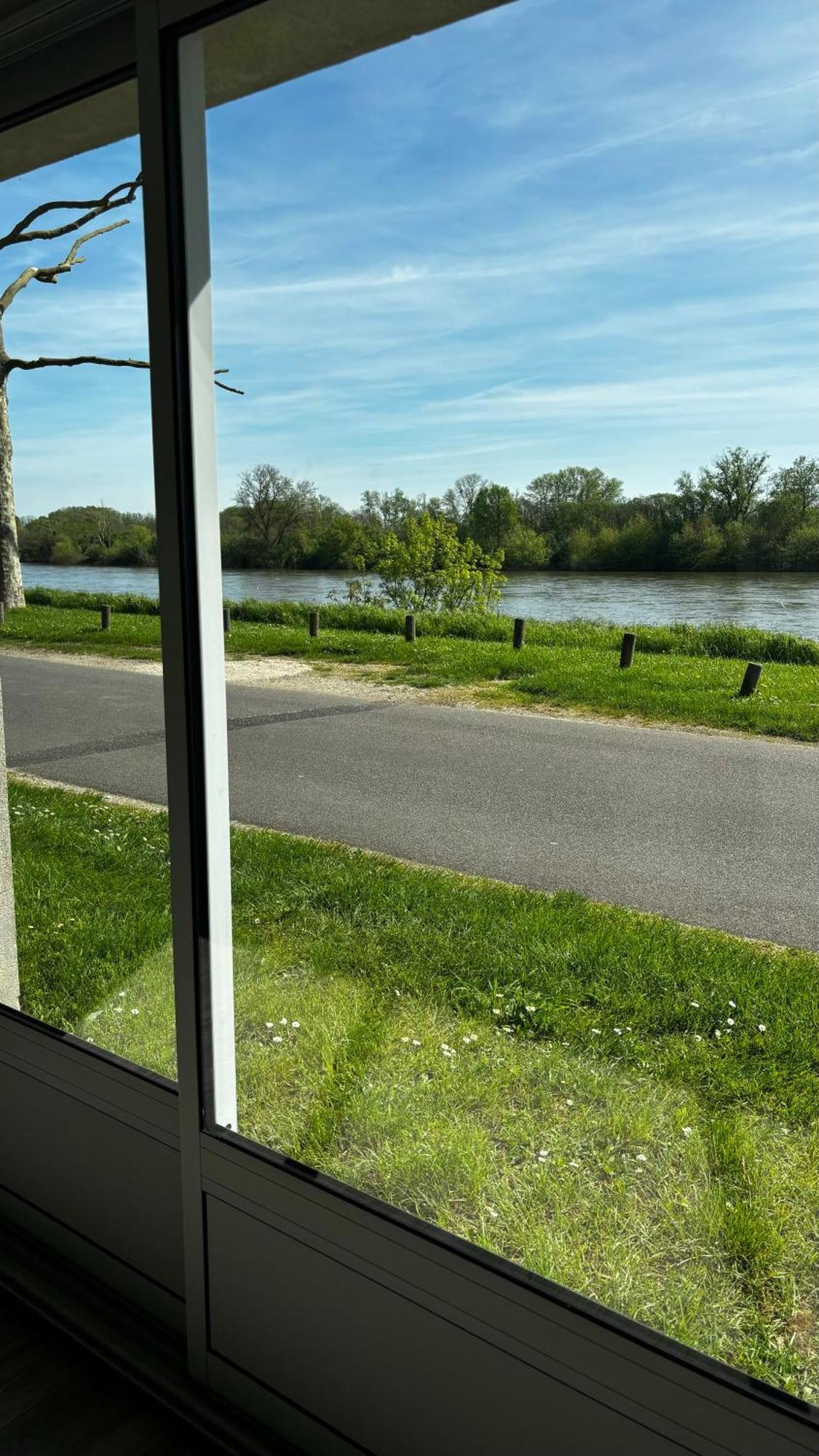 Studio Vue Sur Loire Beaugency Buitenkant foto