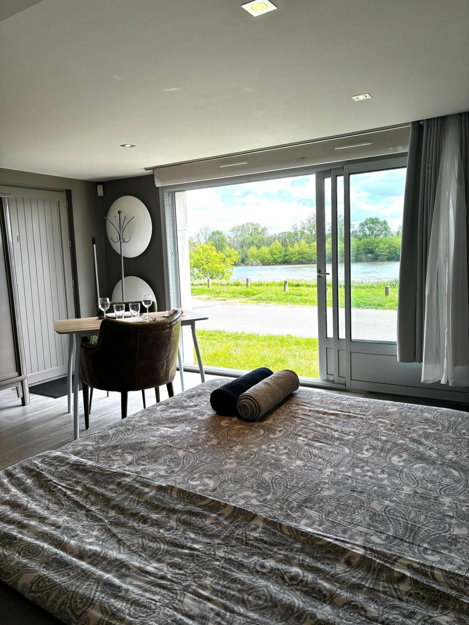 Studio Vue Sur Loire Beaugency Buitenkant foto